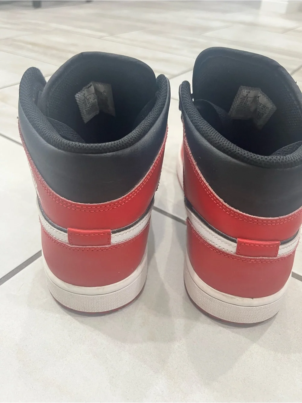 Jordan iconic mid